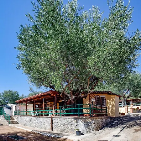Villaggio Pietra Grigia